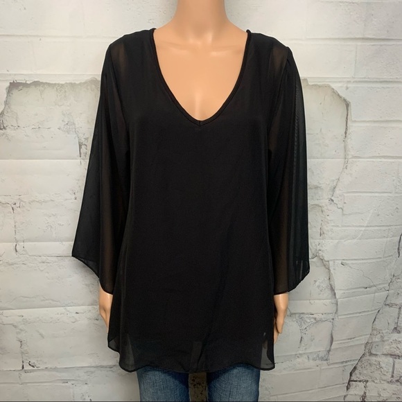 Soft Surroundings Tops - Soft Surroundings Sheer Sleeves Top